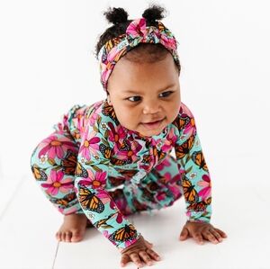 Little Bum Bums Bums &Roses Bamboo Floral Flutter 2T Zip Up